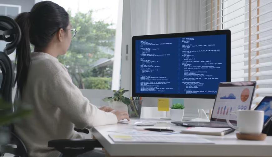浦江县企业数字化解决方案：机器学习赋能商业模式升级的核心路径